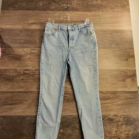 H&M Women's Straight Leg Jeans in Light Blue - Picture 1 of 8